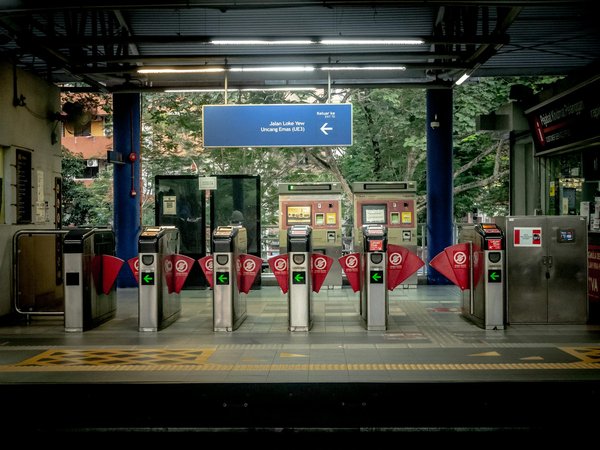 Taxi antibes : voyagez en service premium sur la côte d'azur